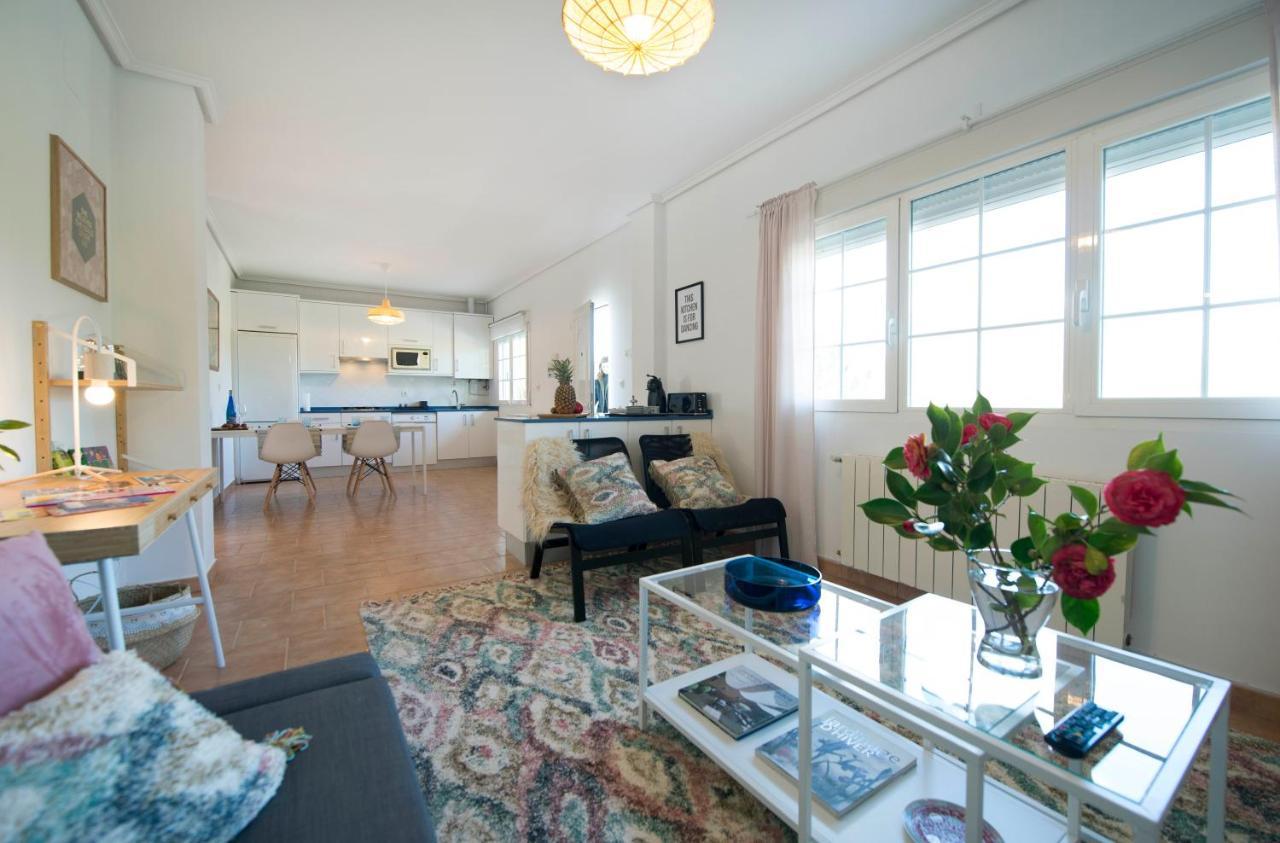 Apartamentos Turisticos Bizkar Bare Sopuerta Eksteriør billede